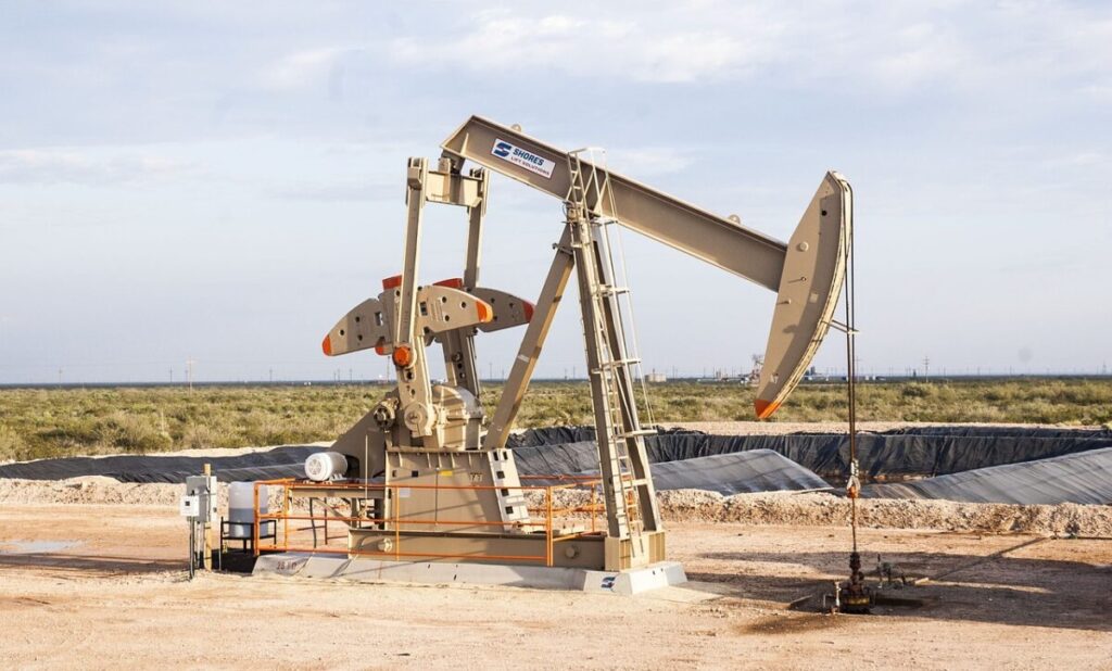 Petrolio: il mercato tocca quota 3000 miliardi e non si ferma Petrolio: il mercato tocca quota 3000 miliardi e non si ferma