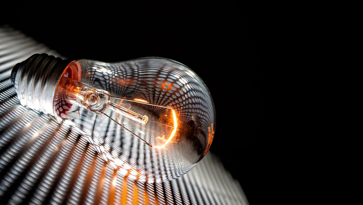 ENEL energia condannata a risarcire migliaia di clienti