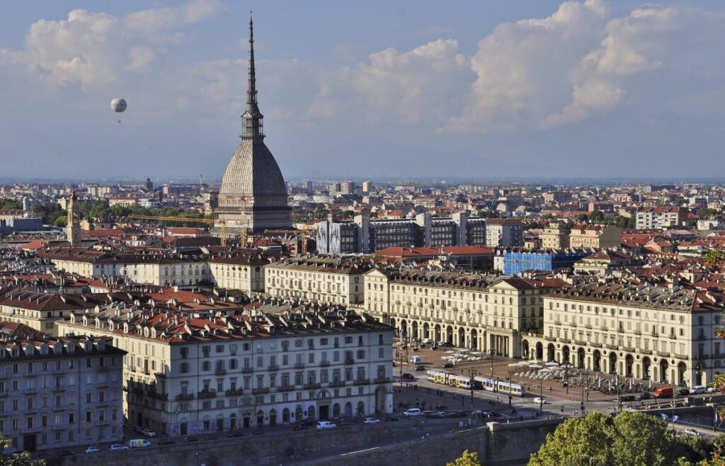 Prezzi delle case in crescita: il reddito non basta più Prezzi delle case in crescita: il reddito non basta più