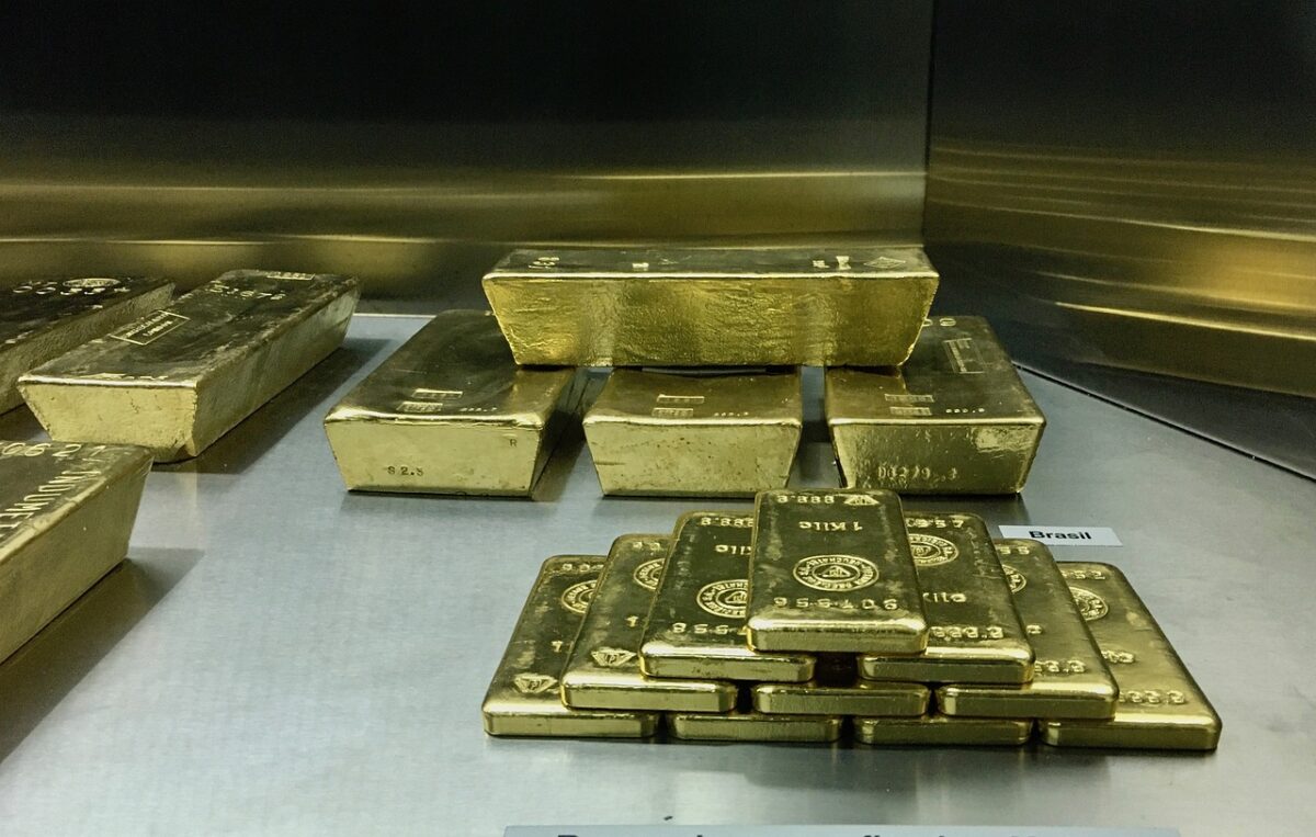 Oro: il prezzo che sfida il tempo Oro: il prezzo che sfida il tempo