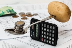 Bonus e incentivi auto 2026: la possibile svolta che cambia le regole per benzina, diesel e ibride