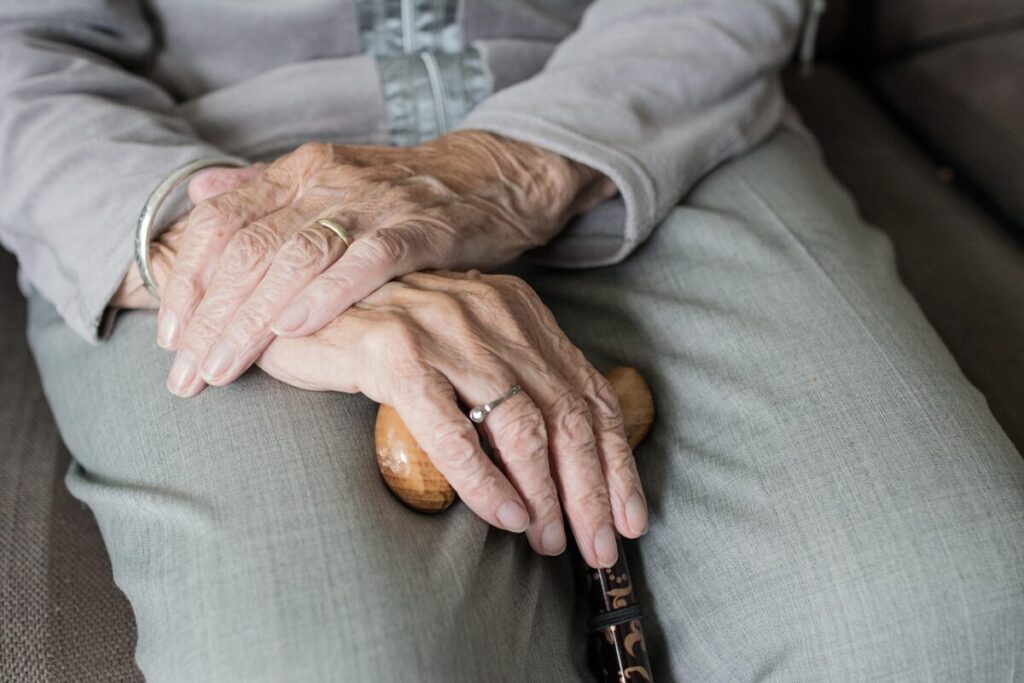 Carta d’identità over 70 a vita: cosa cambia davvero dal 30 luglio 2026 Carta d’identità over 70 a vita: cosa cambia davvero dal 30 luglio 2026