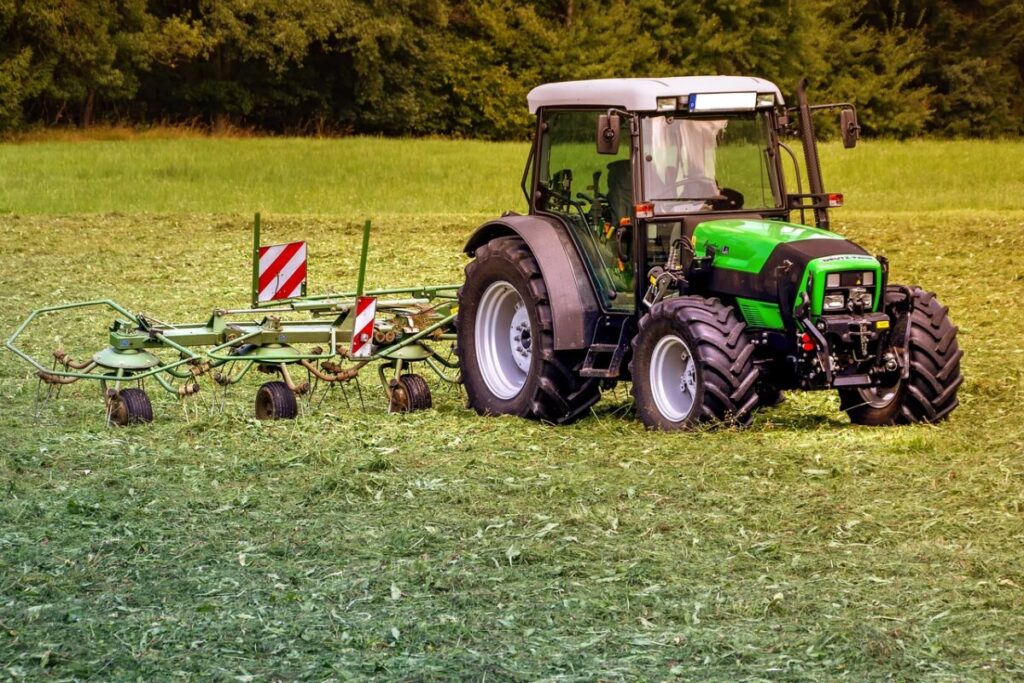 Credito d’imposta carburante agricoltura: chi può ottenerlo, quanto vale e come fare domanda Credito d’imposta carburante agricoltura: chi può ottenerlo, quanto vale e come fare domanda