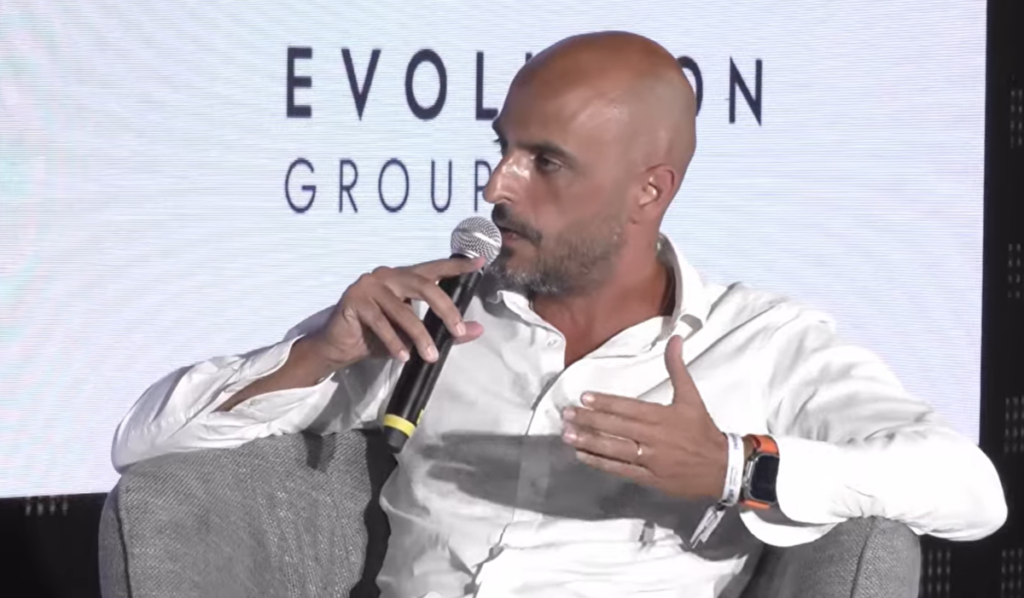 AI, sovranità digitale e futuro europeo: il messaggio di Evolution Group da Ceglie Messapica