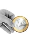 Benzina e diesel, Eni fissa il tetto sui listini: la contromossa che frena i rincari