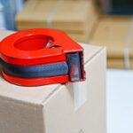 Tassa sui pacchi extra UE, il Governo rinvia ancora: cosa cambia per gli acquisti online